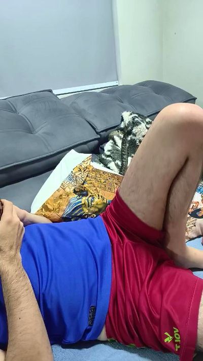 Uber_dot_Pr live cam on Cam4