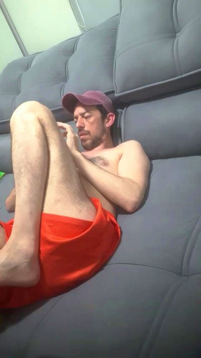 Uber_dot_Pr live cam on Cam4
