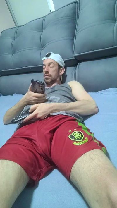 Uber_dot_Pr live cam on Cam4
