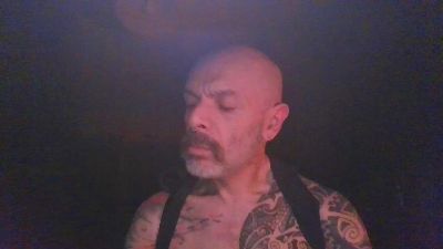 UglyMACHO live cam on Cam4