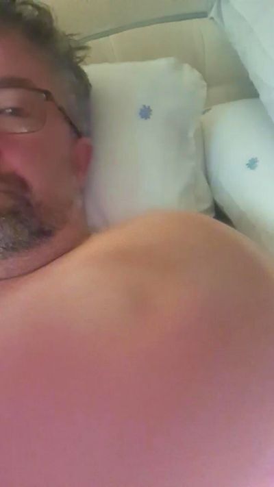 Ukharry40 live cam on Cam4