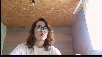 UlaPoncedeleon live cam on Cam4
