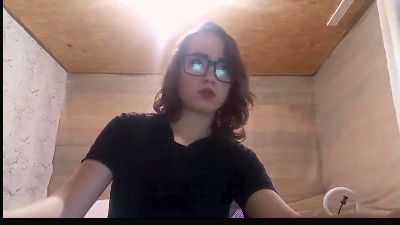 UlaPoncedeleon live cam on Cam4