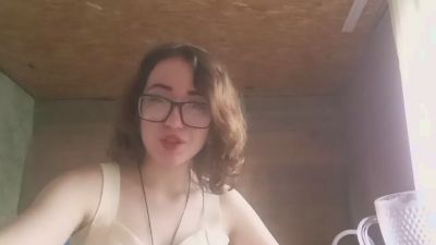 UlaPoncedeleon live cam on Cam4