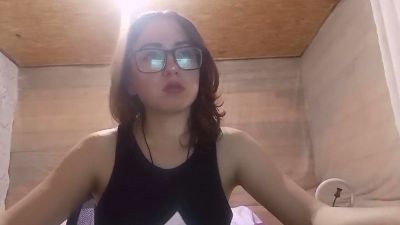 UlaPoncedeleon live cam on Cam4
