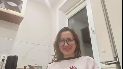 UlaPoncedeleon live cam on Cam4