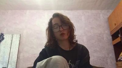 UlaPoncedeleon live cam on Cam4