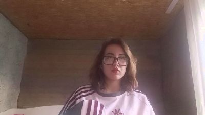 UlaPoncedeleon live cam on Cam4