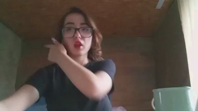 UlaPoncedeleon live cam on Cam4