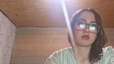 UlaPoncedeleon live cam on Cam4