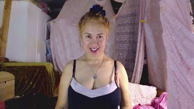 Ulduuz live cam on Cam4