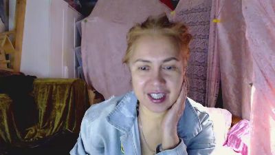 Ulduuz live cam on Cam4