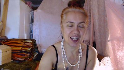 Ulduuz live cam on Cam4