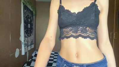UlrikeMcrary live cam on Cam4
