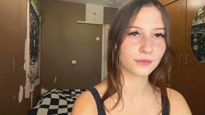 UlrikeMcrary live cam on Cam4