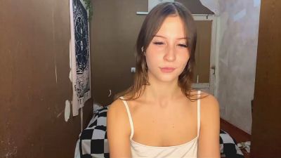 UlrikeMcrary live cam on Cam4
