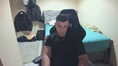 Ulxer35 live cam on Cam4