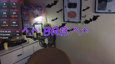 Umia_Bordered live cam on Cam4