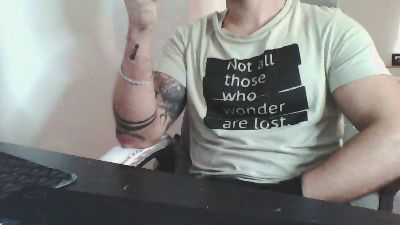 Uncutedone live cam on Cam4