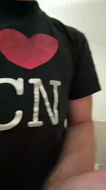 Uncutg live cam on Cam4