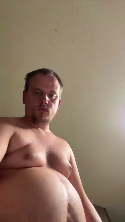 Uncutshrimp88 live cam on Cam4
