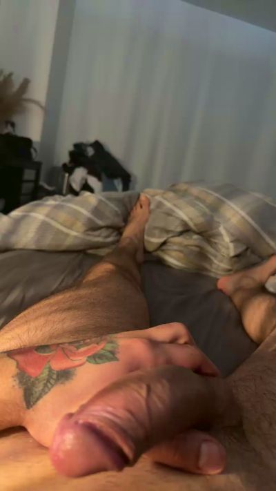 Unknow_adri live cam on Cam4