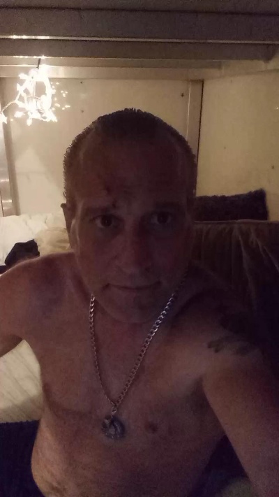 UntouchableLove live cam on Cam4