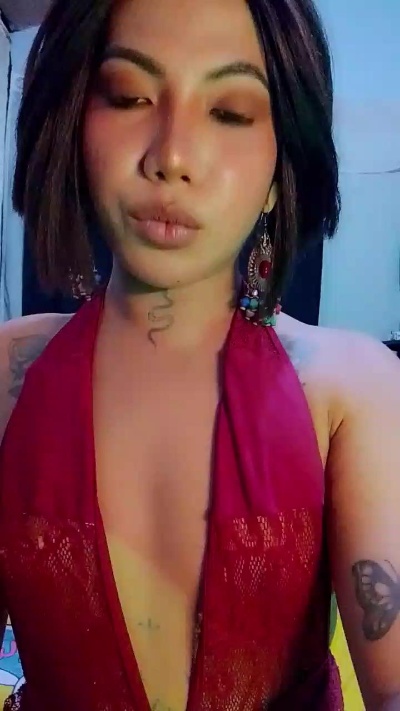 Ur_asianbaby live cam on Cam4