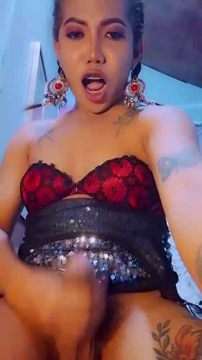 Ur_asianbaby live cam on Cam4