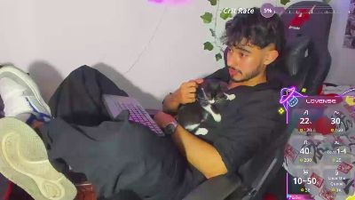Ur_snack69 live cam on Cam4