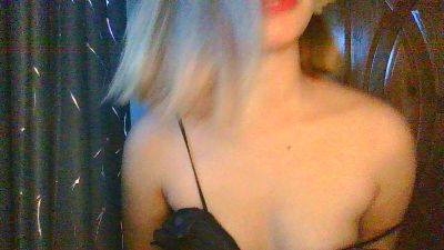 Urcutiepiegirl live cam on Cam4