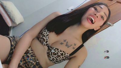 Urfantacyjean live cam on Cam4