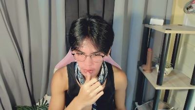 Urhotpinoy live cam on Cam4