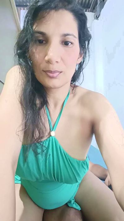 Uriel27 live webcam show