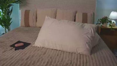 Urksenia live cam on Cam4