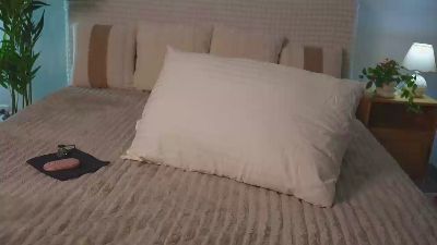 Urksenia live cam on Cam4