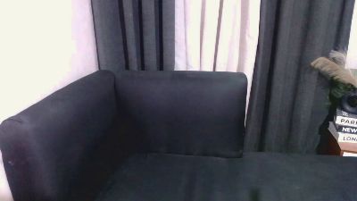 Urlovely_angela live cam on Cam4