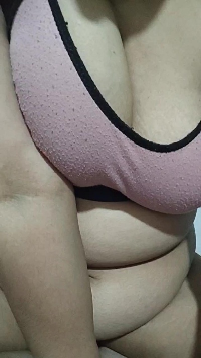 Ursexyanu live cam on Cam4