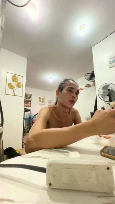 Urtranspinay live cam on Cam4