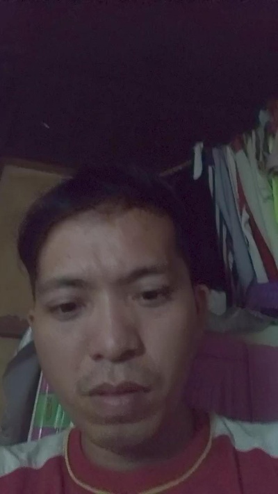 Usaresbiso live cam on Cam4