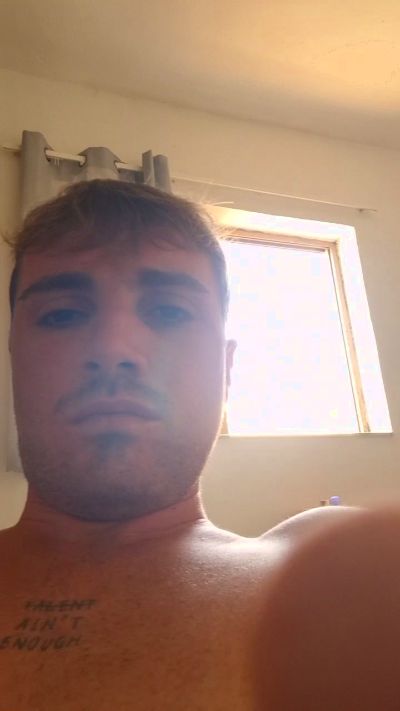 VEN0MX3 live cam on Cam4