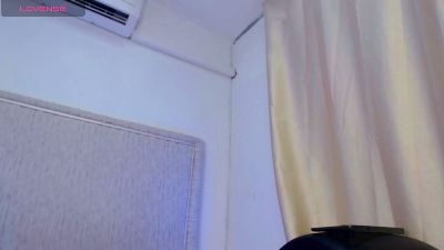 VIC_COOPER live cam on Cam4