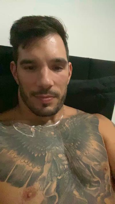 VITOR_PASQUALI live cam on Cam4