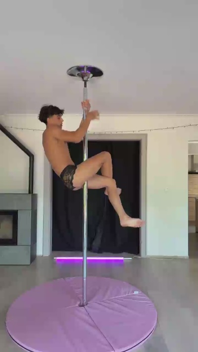 VVS667 live cam on Cam4