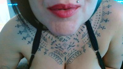 VahOliver live cam on Cam4