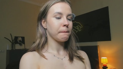 ValKirnon live cam on Cam4