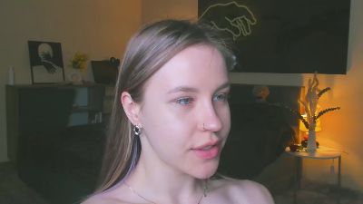 ValKirnon live cam on Cam4