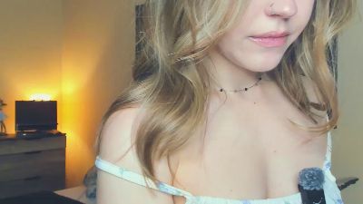 ValKirnon live cam on Cam4