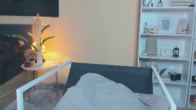 ValKirnon live cam on Cam4