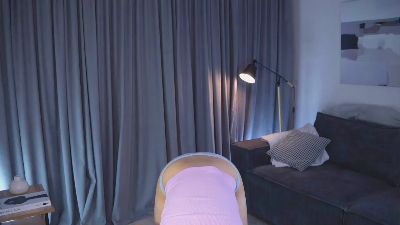 ValdaCatledge live cam on Cam4